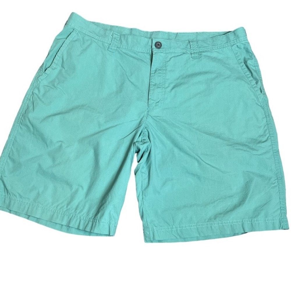 Columbia Sportswear Flat Front Men’s Shorts 100% Cotton Size 38W 10L